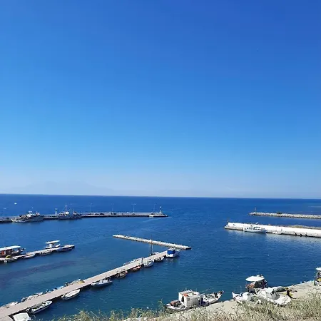 Pavlos 公寓